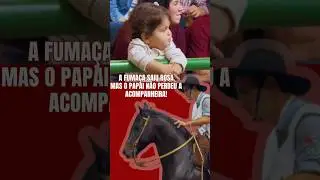 Menina de 1ano torce pelo pai em etapa do Freio de Ouro do cavalo crioulo #shortsvideo #cavalo