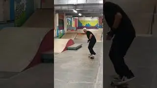 49 years old and working on backside boardslide. Followed by a frontside 50-50. totally buzzing 😆
