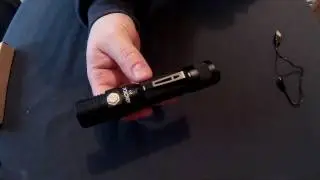 ATACTICAL A1 FLASHLIGHT (&pound;20 tactical 550 lumens flashlight with battery)