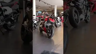 Who's ready to ride this bike with its one-of-a-kind character?? 🔥🏍🤔