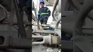Limpiamos un reguero de cemento #cemex #ferrocarril
