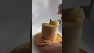 Tete de Moine is traditionally cut on a GIROLLE machine that &ldquo;shaves&rdquo; the cheese into flower shapes