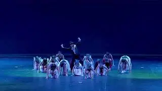 GALA 2019- ALICIA EN EL PAÍS DE LAS MARAVILLAS (Commercial) DANZA 10