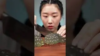 ASMR: Slicing a Glassy Grape in Perfect Detail 🍇🔪