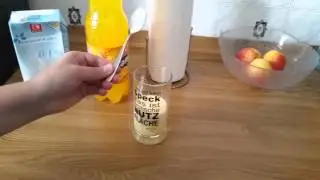 Was Passiert wenn man Fanta mit Milch mischt?!