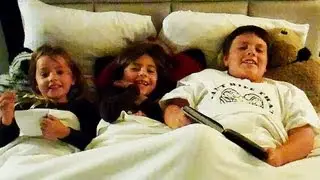 SIBLING SNUGGLES!