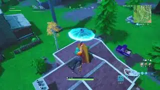 Visit an giant Dancing Fish Trophy | Fortnite Season 9 Week 2 Challenges
