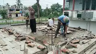  The old roof is being torn down to make a new roof joint 9579103396.9775169088 [ 35 ]