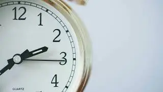 the sound of a clock that one hears secretly from one's girlfriend ASMR