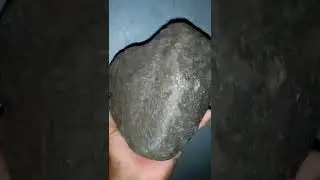 one of the old chondrite meteorite in a heart shape, smoothie surface (Meteorite)