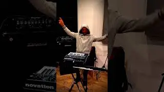 #репетиция #Novation #bassynth #тату  #мистербрюс #mrbruce   #джуманджи  #bass #live #moscow #москва