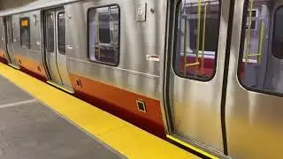MBTA New CRRC 01900 series Red Line cars leaving Harvard Square