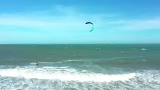 MKS MuiNe Kitesurf School,  Victoria Waves N Vibes