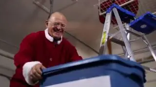 Make Your Recycling Count: Don't Put Old Christmas Lights in Your Rumpke Recycling Container