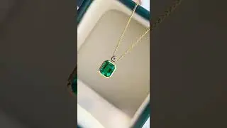 Wholesale Jewelry Manufacturer Emerald 925 Sterling Silver Necklace, WhatsApp: 0086-18272248820.