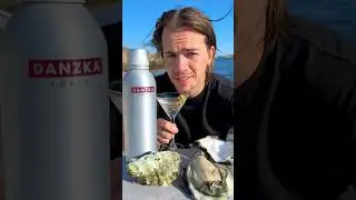 The dirtiest Martini I&rsquo;ve ever made&hellip; and I love it | Oyster Martini 🦪🍸