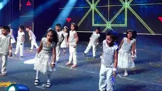I Am the Best & Disco Diwani | Bollywood Dance Mashup | High Energy Performance by UKG students