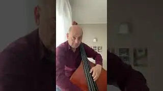 A couple of thoughts on fingerings in two-octave scales ;)