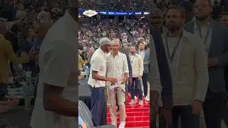 Obama Courtside with Andre Igoudala 🤯