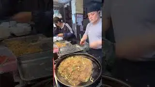 Early Morning 400 Iron Plate Fried Noodles Make Money Street Food