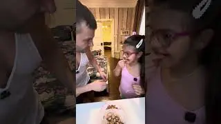 Цуефа каменьножницыбумага Rock-Paper-Scissors石头剪刀布 (Sh&iacute;t&oacute;u B&ugrave;)Piedra, Papel o Tijeraपत्थर कागज कैंची