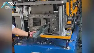 Deck floor roll forming machine