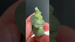Titanite with Chlorite | FAM Auctions | Titanite |