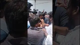 கூட்டத்தில் சிக்கிய அதர்வா முரளி🔥 #atharva #murali #dna #fdfs #shorts #trending #youtubeshorts #love