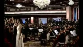 9MAY09 เพลงมาร์ชกองทัพบก นักร้องดุริยางค์ทหารบก tvThai