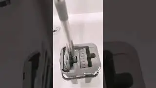 Discover our best selling flat floor mop and bucket set.
