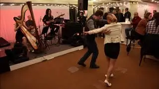 Eventband mit Harfe - MidTempo Medley- K&uuml;nstler buchen auf www.artistenfuerdich.de