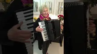 Song:  Beim Oberwirt Franz  from:  Peter Aschberger          (Songnumber: 1336)