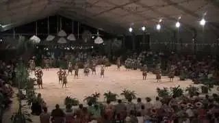 Heiva I Huahine Tamarii Parea 2014 (costume végétale)