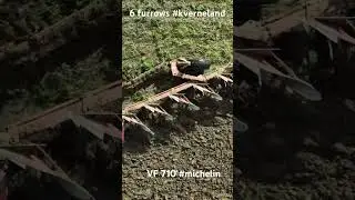 #farming #farmlife #norfolk #farm #farmequipment #kvernelamd #plough #ploughing Birds Eye view .