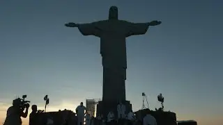 Brazil's Rio starts giving virus jabs at Christ the Redeemer statue | AFP