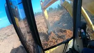 ESCAVADEIRA HIDRÁULICA NA DESTOCA DE EUCALIPTO #2 ESCAVADEIRA NEW HOLLAND E215B #escavadeira