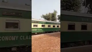 Awami express running fast passing Mahesar #youtube #shorts