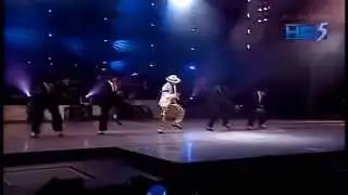 Michael Jackson - Smooth Criminal - Live in Copenhagen 1997