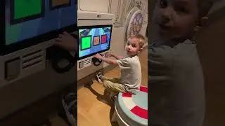 ГОНКИ #shorts #short #shortvideo #dubai #baby #дубай #отдых #гонки #racing #rovehotel #speed #boy