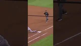 Double play secures the series win over the Chicago Cubs! 🔥