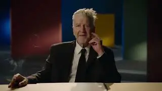 David Lynch gets emotional watching It&rsquo;s a Wonderful Life