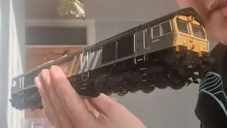 Распаковка и первый взгляд на поезд Accurascale Fastline/Direct Rail Services № 66302