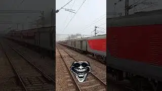 15909 avadh assam express black smoke Generator car #train #highspeedjourney #fastheroes #testtrack
