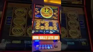 MINI BALL ON THE LINKS!! 25/SPIN! 🐉 #slotscasinogames #slotmachine #dragonlink #casinogame