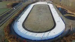 schaatspret op natuurijs oudejaarsdag schaatsbaan Winterswijk 31 december 2025