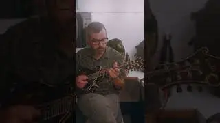 Mike, what's your favorite lick? #mandolin