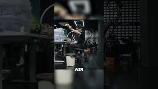 Smart Trash Bin Catches Garbage Mid-Air and Empties Itself! 🤖🔥 #shorts
