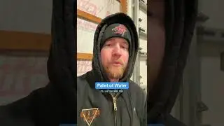 Паллета воды