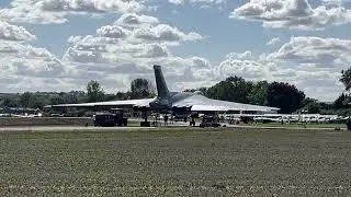 Avro Vulcan - 4 engine 'simultaneous' start-up
