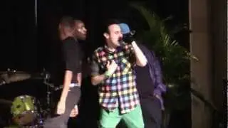 LOVARI Live at the GLBT EXPO in NYC (HD)